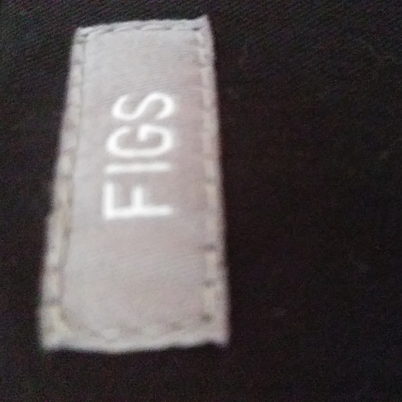 Figs sz M scrub top black - Picture 4 of 5